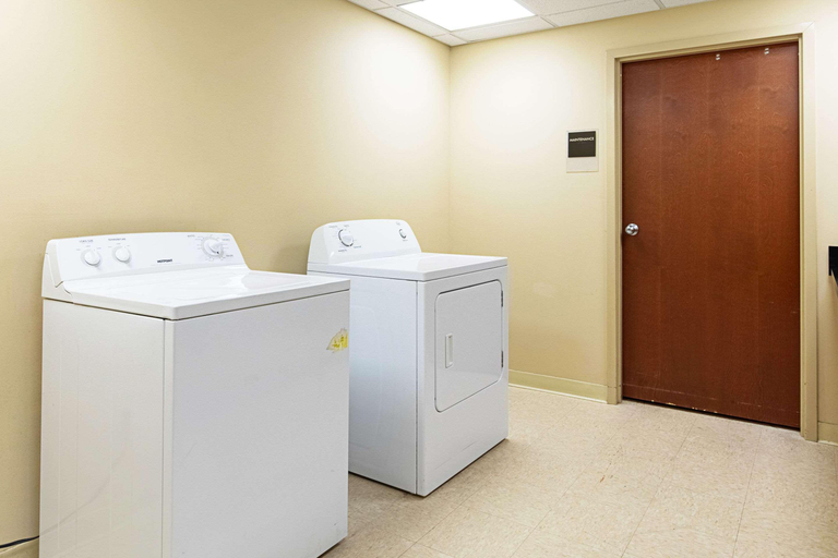 Bathroom, Sleep Inn & Suites Dyersburg, Dyer