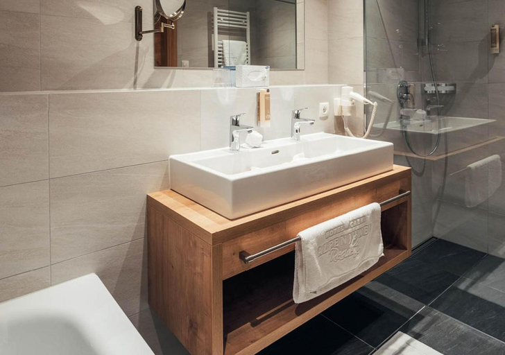 Bathroom, Hotel Garni Alpenjuwel Residenz, Landeck