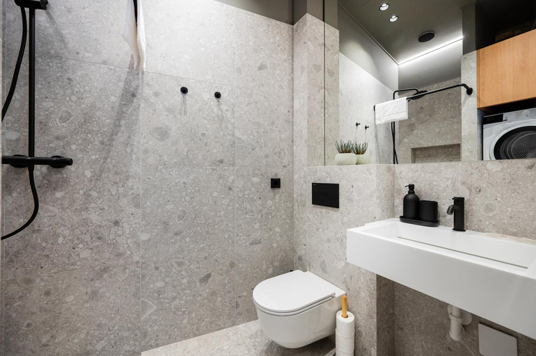 Bathroom 3, Newly Furnished Vilnius Town Hall Apartments by Reside Baltic, Vilniaus