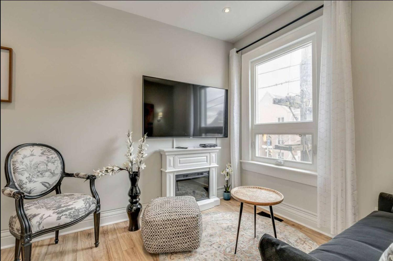 Others 4, Casa Queen-Unique 2BR Suite- Leslieville, Toronto