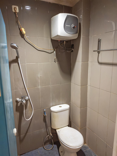 Bathroom 4, Guest House Dewi Fortuna, Jakarta Selatan