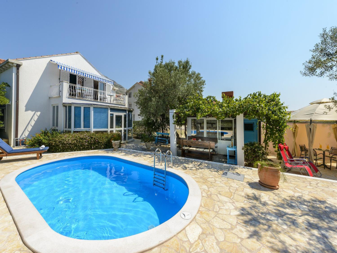 Swimming pool 2, Villa Piano - Four Bedroom Villa with Terrace and Swimming Pool, Župa Dubrovačka