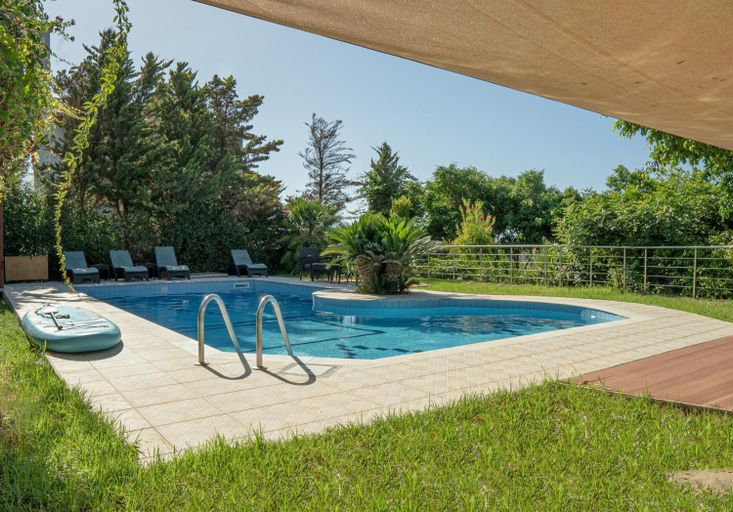 Swimming pool 2, Iris Stone Built Villa, Crete