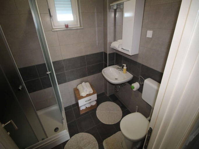 Bathroom 3, Apartment in Novalja near Zrce Beach, Novalja
