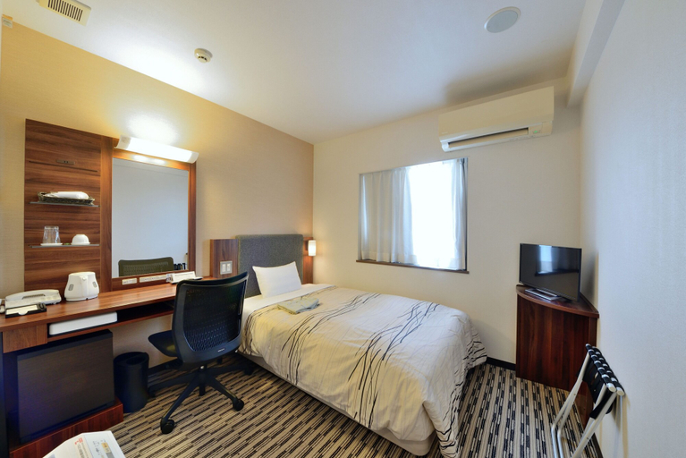 Bedroom 4, Uozu Manten Hotel Ekimae, Uozu