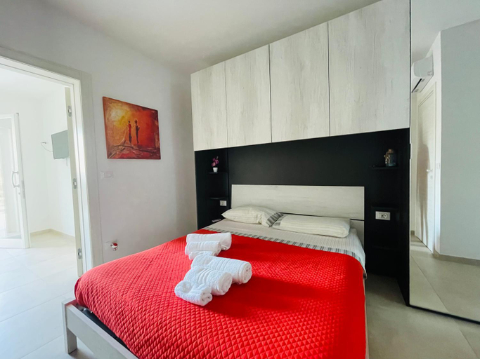 Others 4, Holiday In Porto Cesareo, Lecce