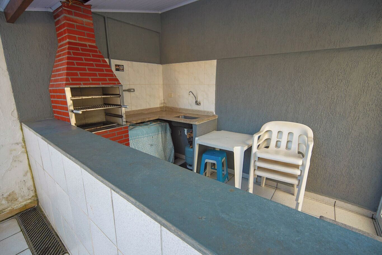 Room 3, Apto pet Friendly com Garagem a 100m do mar, Praia Grande