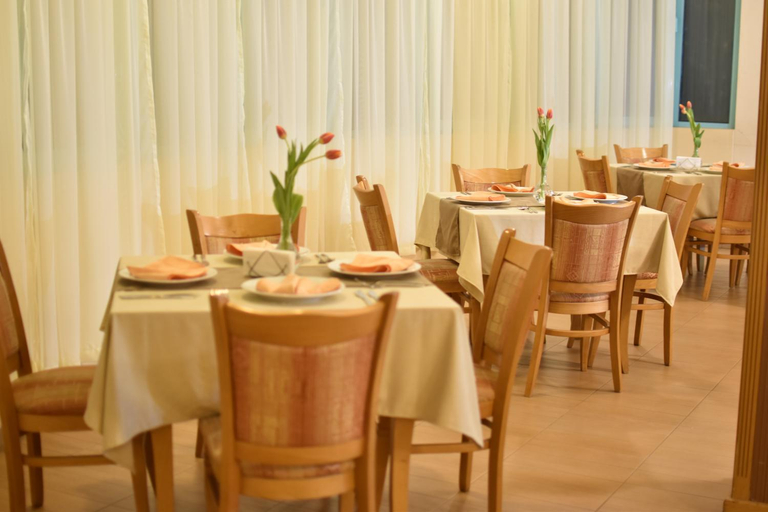 Food & Drinks 3, Хотел Дикас, Smolyan