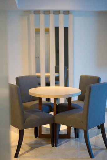 dining_room 3