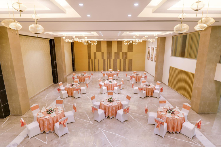 Food & Drinks 4, Lemon Tree Hotel Agra, Firozabad