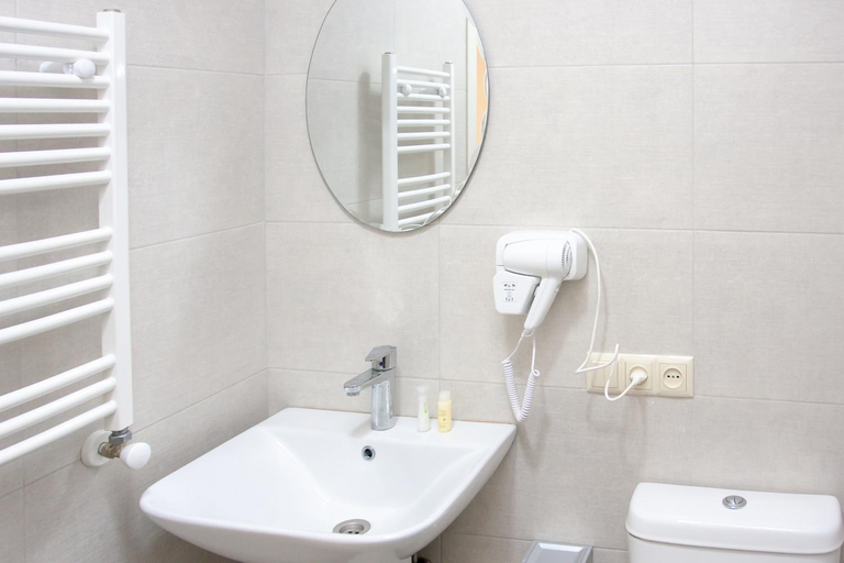 Bathroom 4, Hotel Casa calda, Kutaisi