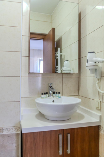 Bathroom 3, City Hall Apart Hotel, Fatih