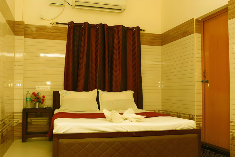 Bedroom 2, Abirami Rayal Residency, Madurai