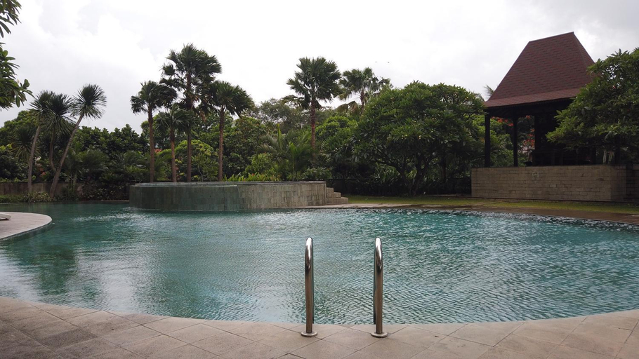 Sport & Beauty 2, Comfort 2BR Apt at Cervino Village By Travelio, South Jakarta