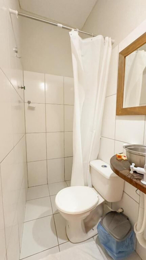 Bathroom 4, Che Brazil Pousada, Cruz