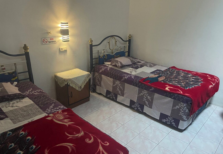 Room 2, Ndalem Pundhi Guest House by Secoms, Sleman