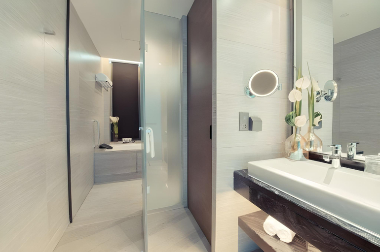 Bathroom 5, Pan Pacific Tianjin, Tianjin