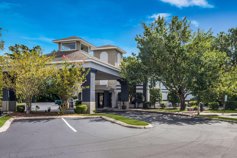Exterior & Views 2, Quality Inn near MCAS Cherry Point, Craven