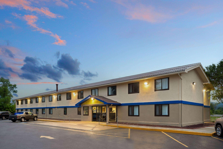 Exterior & Views 2, Days Inn by Wyndham Hornell NY, Steuben