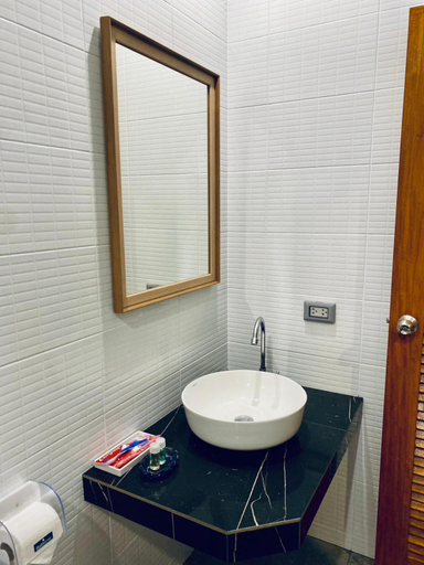 Bathroom 3, HM House Patong, Pulau Phuket