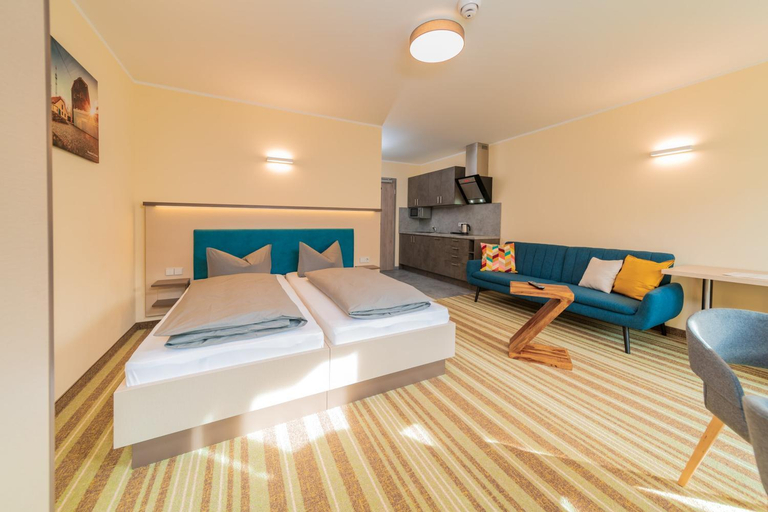 Others 5, ELLY Hostel, Mittelsachsen