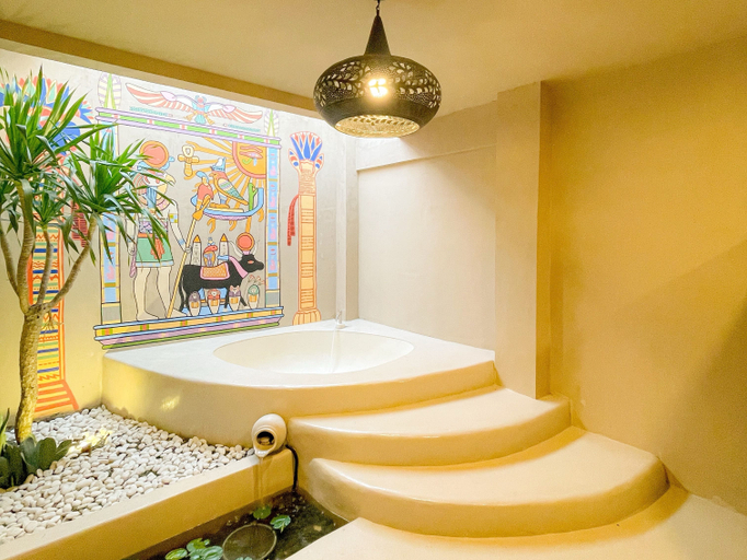 Bathroom 5, Family Suite Villa by Cleopatra Villa, Bantul