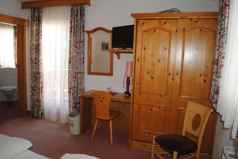 Bedroom 2, Landhaus Paradies Samnaun Spiss, Inn