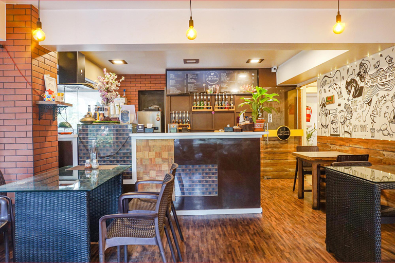 Food & Drinks 5, Oriva Deccan 8, Pune