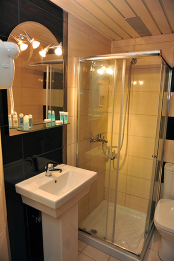 Bathroom 4, Hotel Heleni Beach, South Aegean