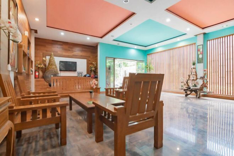Interior 2, Sans Hotel Budaya Cirebon, Cirebon