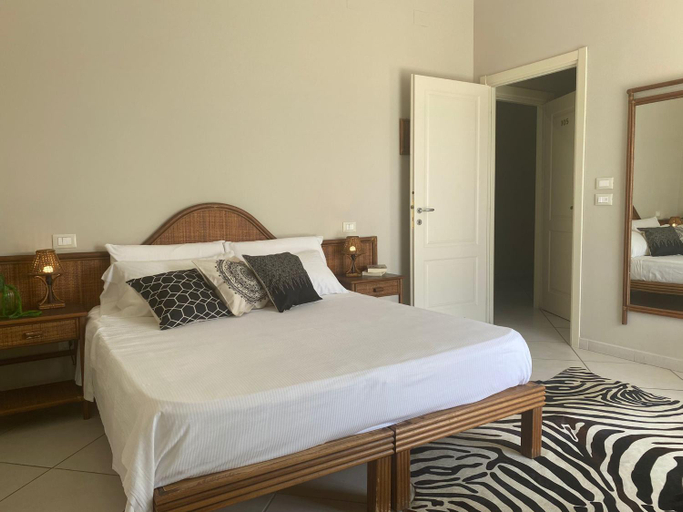 Bedroom 2, MOOD Sea Stage, Catanzaro