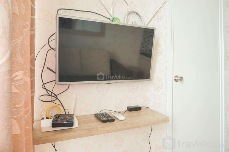 Others 5, Comfort 2BR Green Pramuka City Apt By Travelio, Central Jakarta
