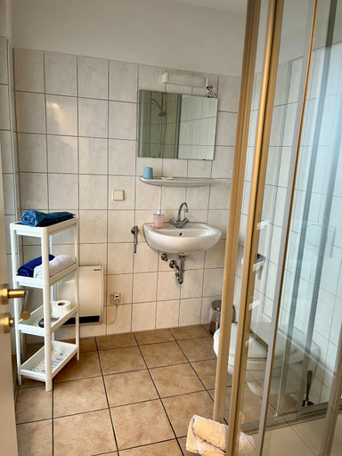 Bathroom 3, Gästehaus Rheinstetten Forchheim, Karlsruhe