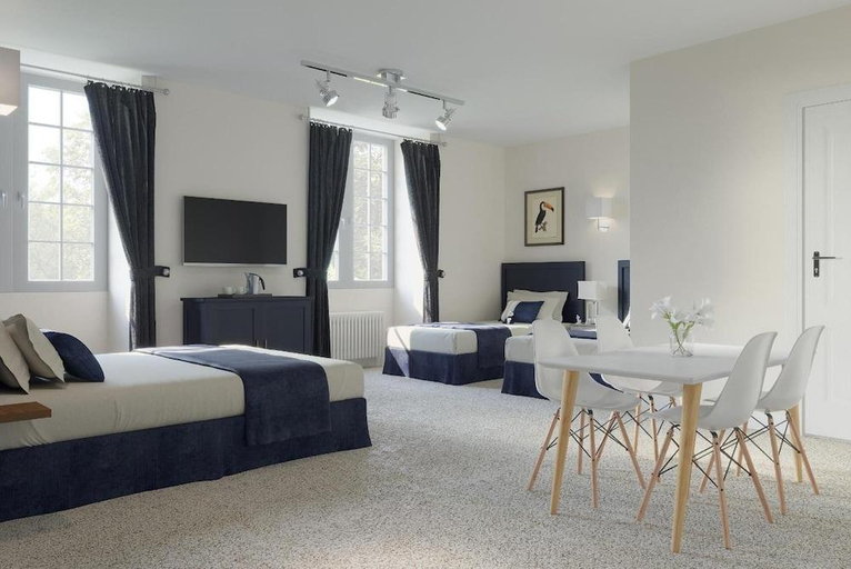 Bedroom 2, Hôtel Beauvilliers, Loir-et-Cher