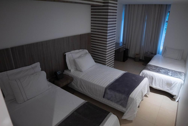 Bedroom 2, Hotel Torre Poblado, Medellín