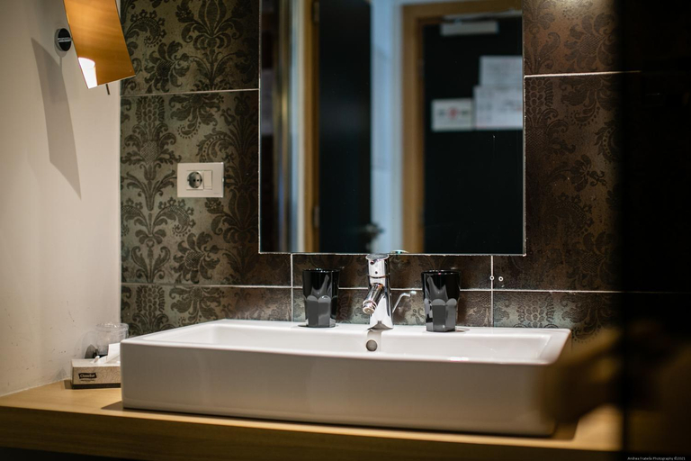 Bathroom 4, Boutique Exclusive Trento, Trento