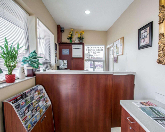 Public Area 2, Rodeway Inn Fort Pierce US Highway 1, Saint Lucie