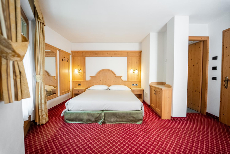 Bedroom 2, Chalet Campiglio Imperiale, Trento