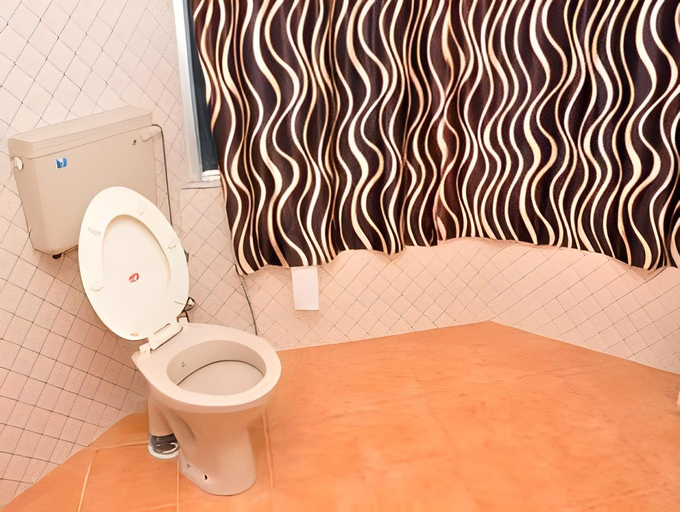 Bathroom 4, Hotel Siddhi Vinayak, Jaipur
