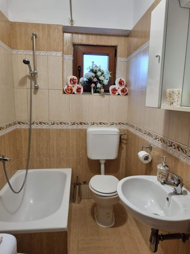 Bathroom 3, Apartmani Eli, Cres