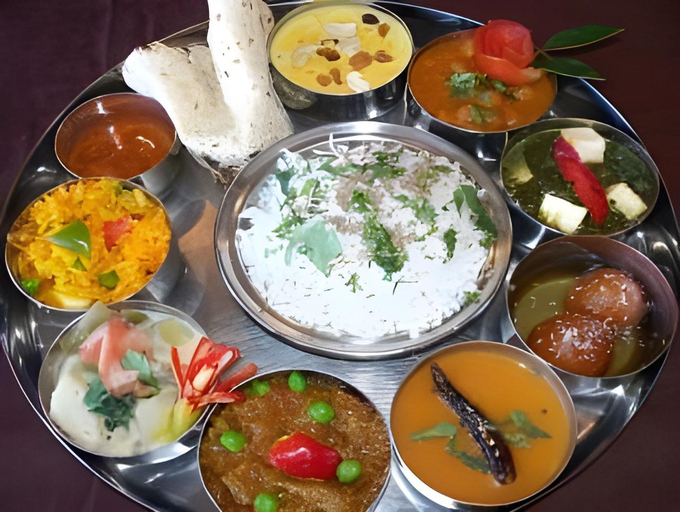 Food & Drinks, Hotel Golden Deluxe, Jaipur