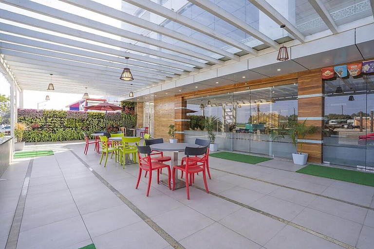 Food & Drinks 4, Hotel Wisteria blue , Bhopal