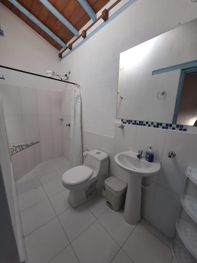 Bathroom 3, Hotel Villa Paz, Villa de Leyva
