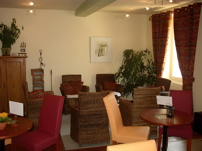 Public Area 2, Auberge de La Chaloire, Saône-et-Loire
