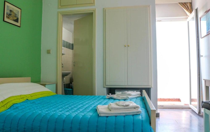 Bedroom 3, Mirtos Hotel, Crete