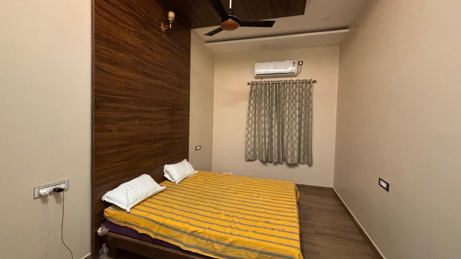 4, Adhvaitham , Ranga Reddy