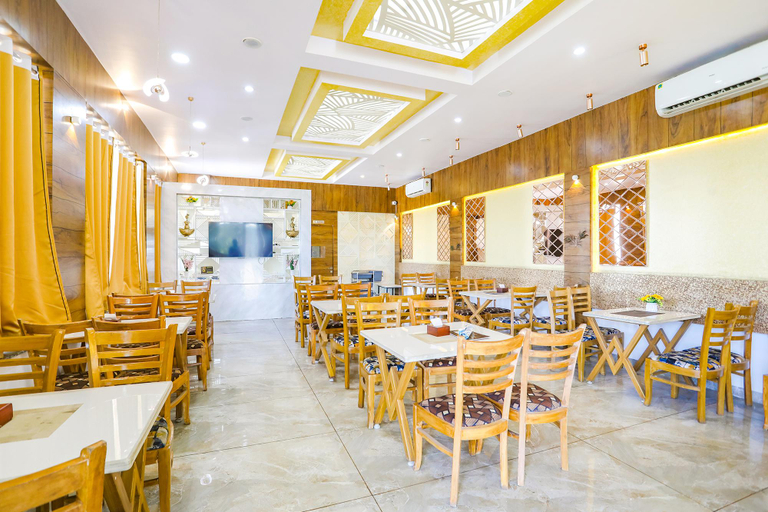 Food & Drinks, FabHotel Prime SM Resort, Bhopal