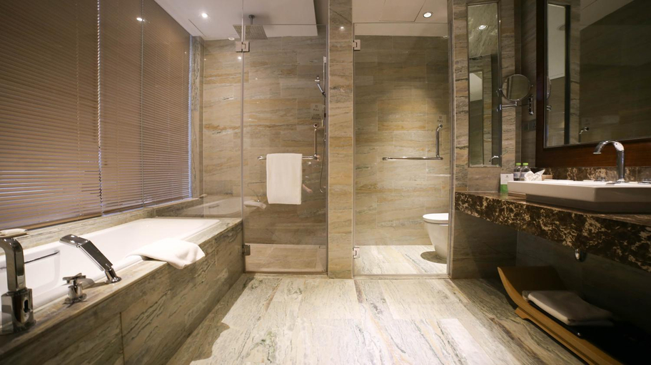 Bathroom 4, Hai Tian Expo Hotel, Qingdao