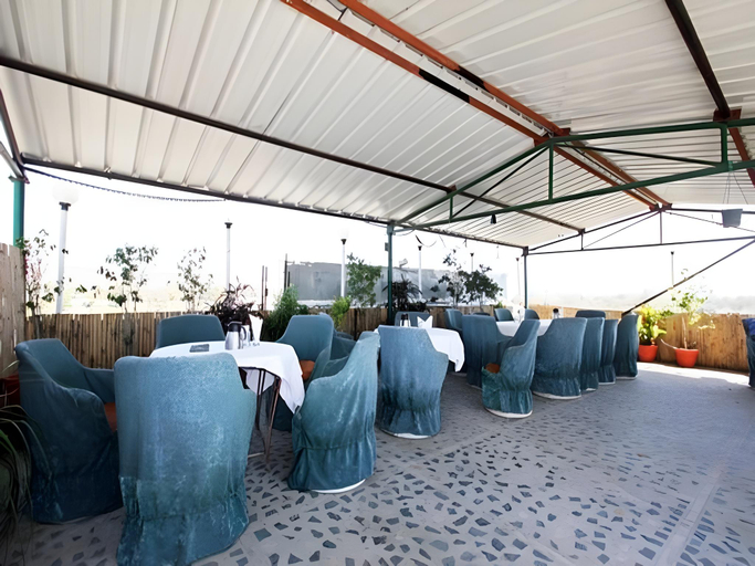 Food & Drinks 5, Hotel Chetram Elite, Jaipur