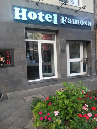 Exterior & Views 2, Hotel Famosa, Düsseldorf